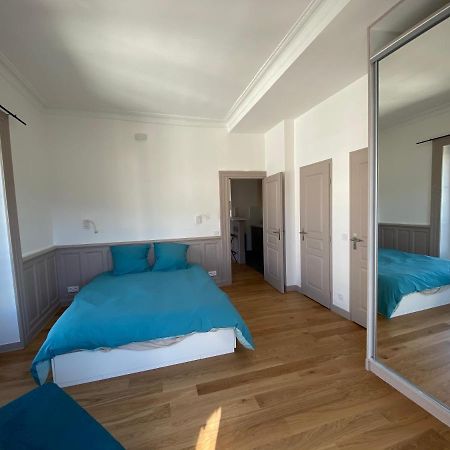 Location Dans Le Grand Hotel D'Aix Les Bains Aix-les-Bains Esterno foto
